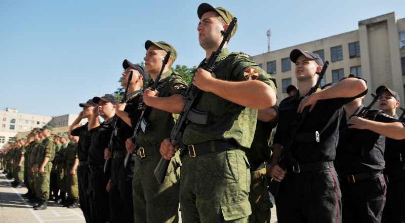 Большинство крымских новобранцев останется служить на полуострове.
