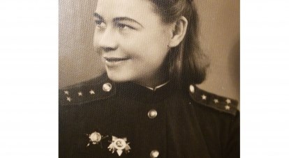 Капитан медицинской службы Зинаида Кузнецова. Фото 1944 года.