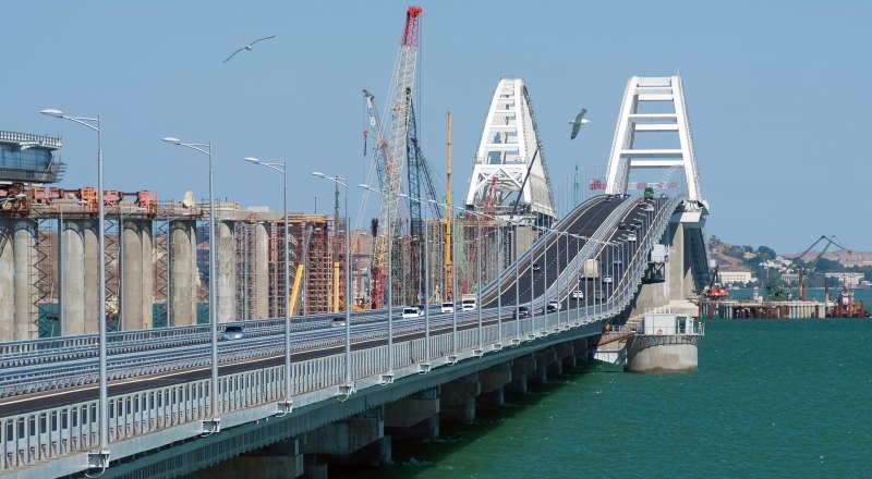 На обеспечение безопасности Крымского моста потратят на 280 миллионов рублей меньше, чем планировалось ранее.