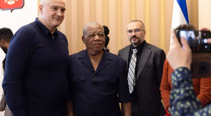 Фото: Глава РК Аксёнов 