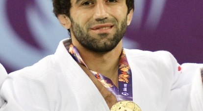 Первый олимпийский чемпион России в Рио-де-Жанейро-2016 заслуженный мастер спорта по дзюдо Беслан Мудранов.
