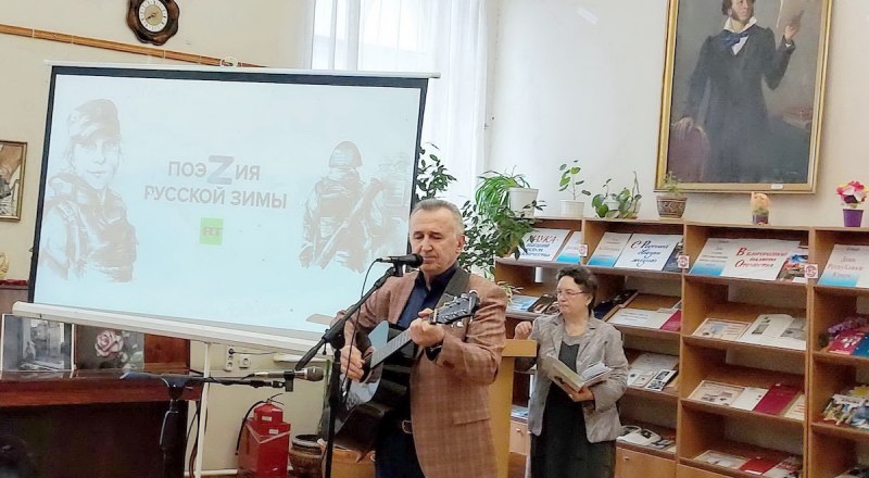 Ольга Старушко и Виктор Плакида на презентации в библиотеке имени А. С. Пушкина.