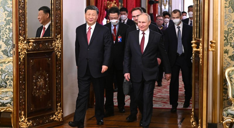 Перед началом российско-китайских переговоров в узком составе. Фото с сайта Кремля.