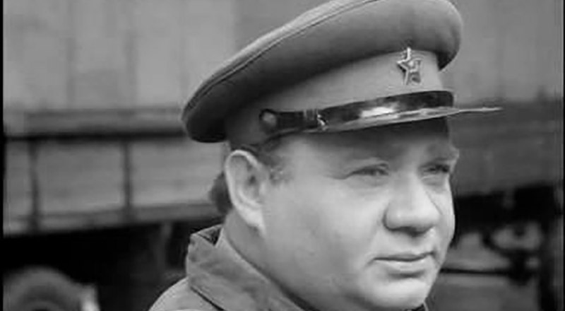 Евгений Леонов в крымском фильме «Под каменным небом». Фото с портала kino-teatr.ru