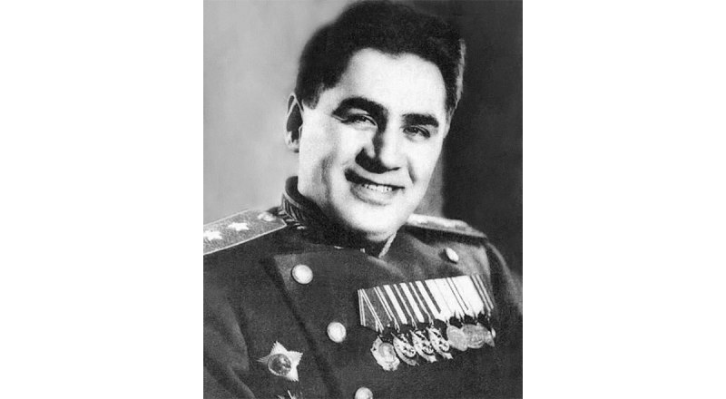 Генерал-лейтенант НКВД СССР Павел Анатольевич Судоплатов (1907-1996). 