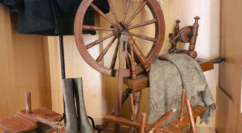 Часть экспонатов. Фото Владимира Петрова.