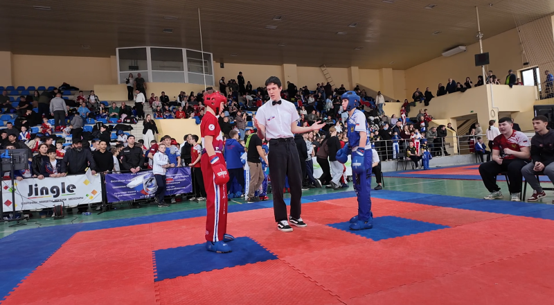 Сито талантов! В Симферополе лучшие бойцы из разных регионов России соревновались за «Кубок школы кикбоксинга». Фото автора.