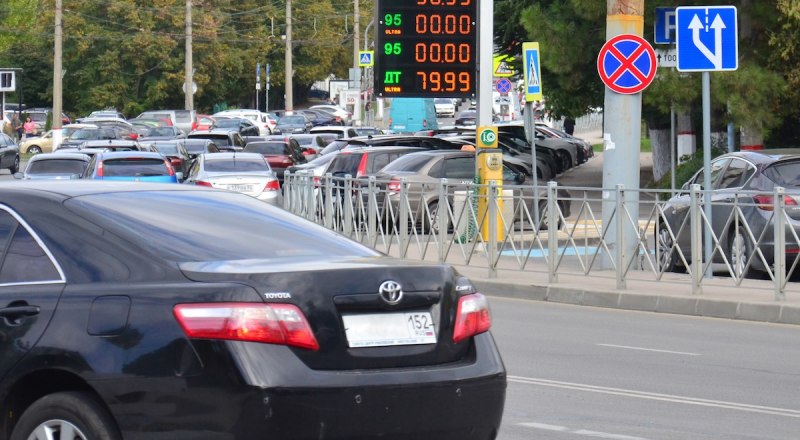 Бензин остаётся головной болью крымчан. 