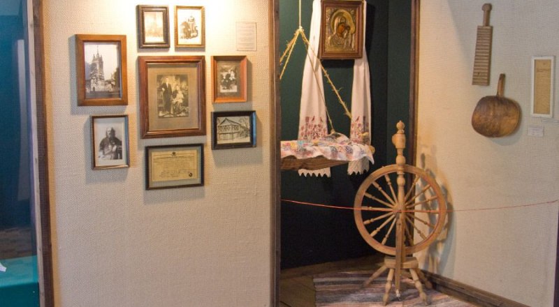 Экспонаты Есенинского музея.
