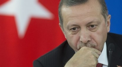 Турецкий президент продолжает терять свои позиции.