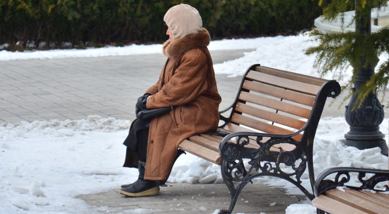 Высчитывать из пенсии можно по закону.