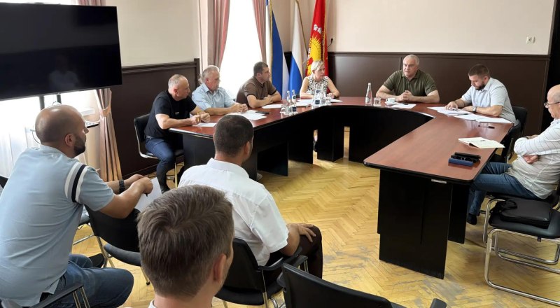 Глава республики инструктирует региональных чиновников.