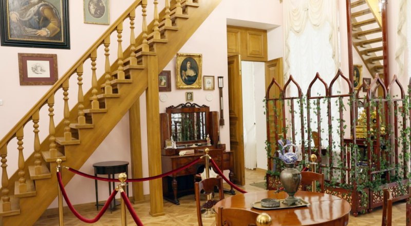 В Гурзуфском музее Поэта теперь всё, как при нём.