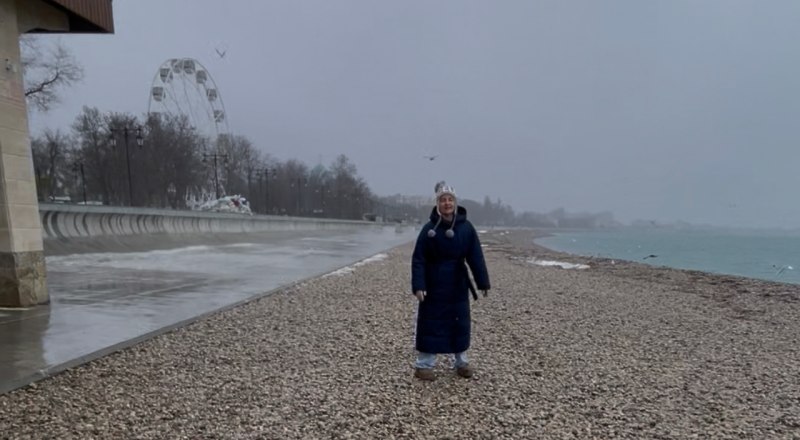 Набережная хоть и сдана, но вопросы к ней не заканчиваются.