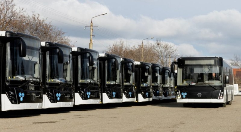 ГУП РК «Крымтроллейбус» содержит Симферопольский (СТП), Алуштинский (АТП) и Ялтинский (ЯТП) троллейбусные парки, также имеется производственная площадь Центральные ремонтные троллейбусные мастерские, на которой производятся различные запчасти к троллейбусам, угли для токоприёмников и проводится капитально-восстановительный ремонт подвижного состава. Фото ГУП РК «Крымтроллейбус».