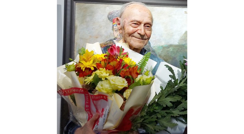 Неисправимый оптимист Лев Балкинд на октябрьской выставке.