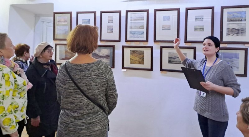 Анна Бабенко на вернисаже. Фото Яны МОТОРИНОЙ.
