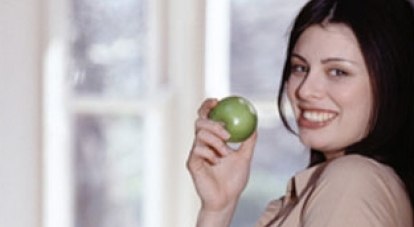 Яблоки и груши полезнее для зубов, чем йогурты.