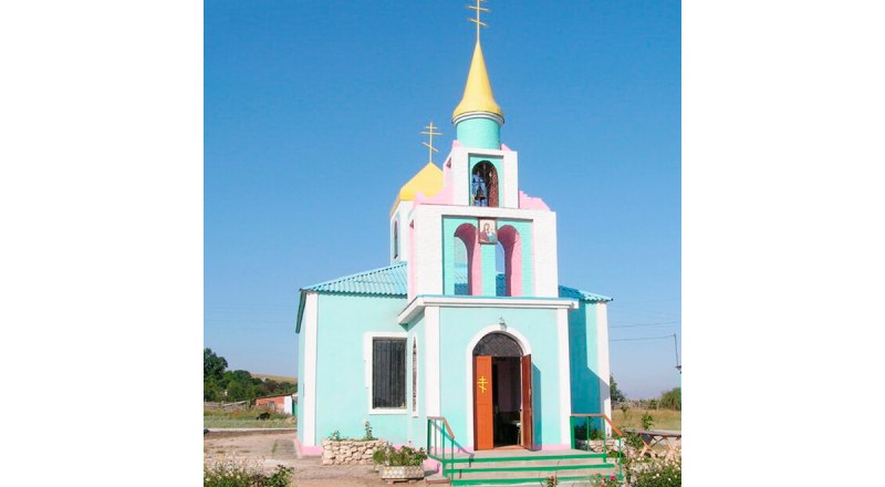 Церковь Казанской иконы Божией Матери в керченском посёлке Маяк.