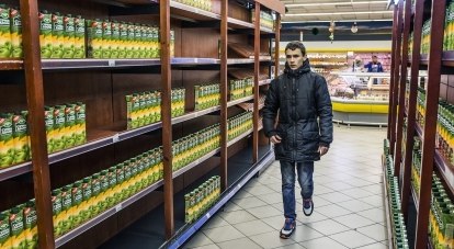 С прилавков многих супермаркетов Крыма исчез алкоголь.