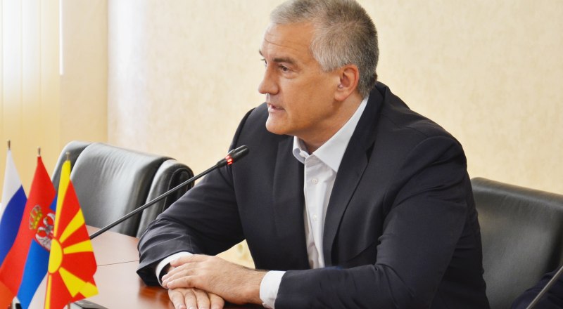 Сергей Аксёнов заверил, что полуострову ничего не угрожает. 