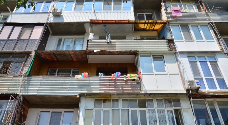 В результате от новой схемы с недвижимостью страдают все: и продавцы, и покупатели.