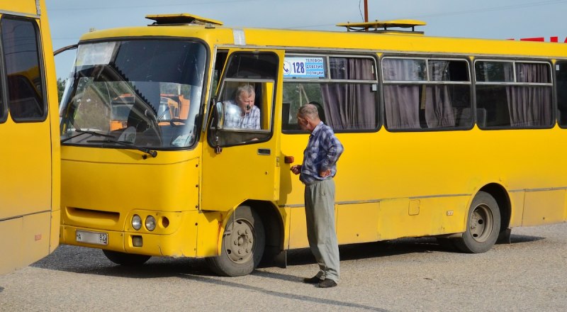 Расписание движения общественного транспорта по-прежнему не соблюдается, особенно в Симферопольском районе. 