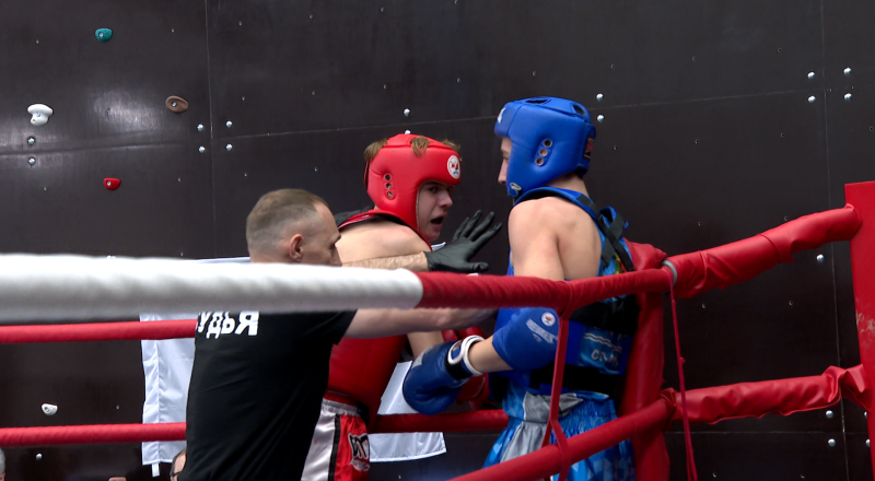 В Петровке Красногвардейского района прошли открытые соревнования по тайскому боксу.