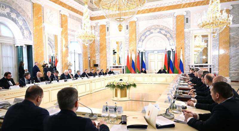 Заседание Высшего Государственного Совета Союзного государства. Фото с сайта Кремля.
