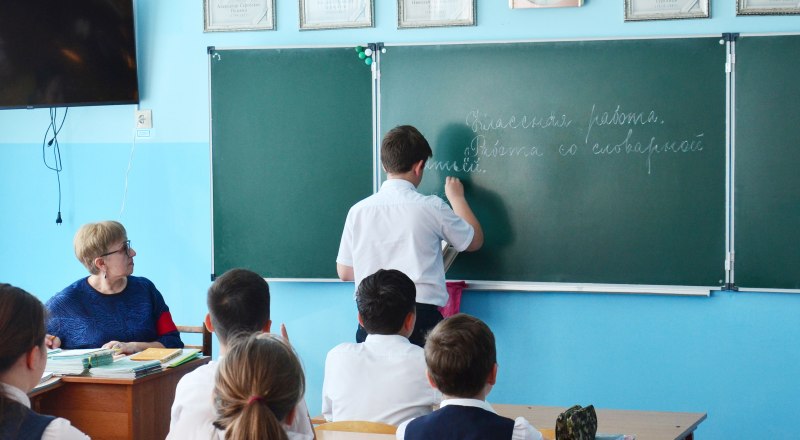 У первоклассников контрольных не будет. Проводить их можно только начиная со 2-го класса.