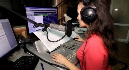 Радиоканал «Радио Крым» освещает главные крымские, общероссийские и зарубежные новости 24 часа в сутки.