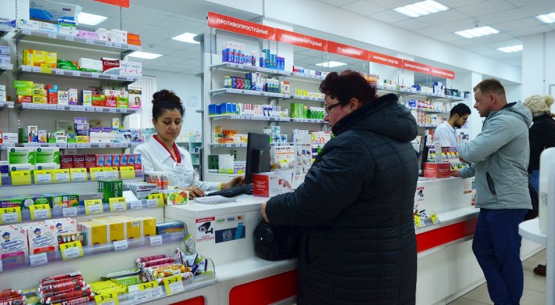 После принятия закона правительство сможет заморозить цены на жизненно важные лекарства.