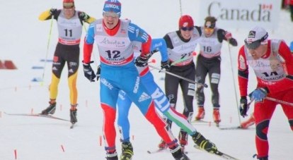Трижды первым на различных лыжных дистанциях Всемирной зимней Универсиады-2015 финишировал студент из Татарстана Андрей Ларьков (№12).