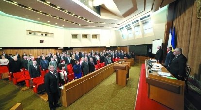 Депутаты поздравили друг друга с принятием главного финансового документа республики.