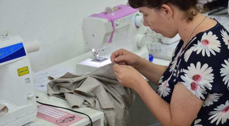 Крым всячески помогает людям становиться на ноги и зарабатывать. 