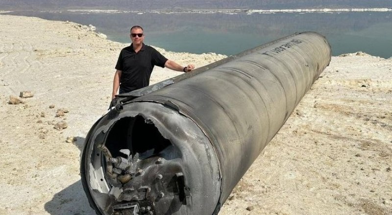 Так выглядит «часть иранской баллистической ракеты, сбитой в районе Мёртвого моря». Фото из соцсетей.