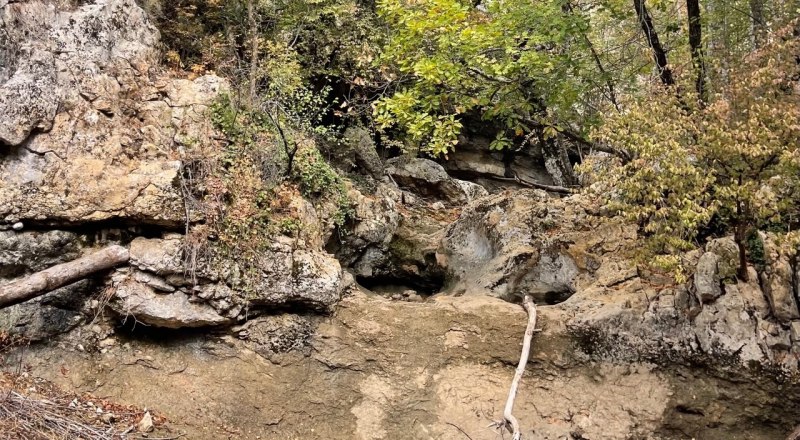 Реки пока нуждаются в дополнительной влаге. Вода в них появляется только после дождей. 