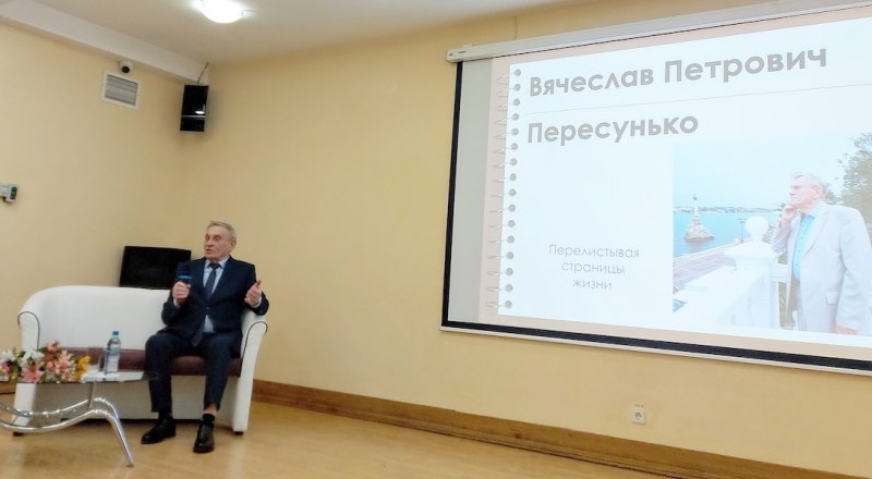 Боец культурного фронта вспоминает минувшие дни.