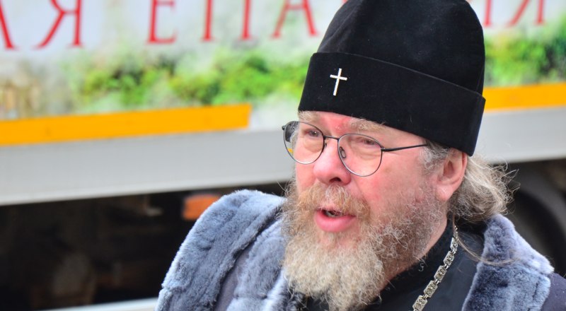 Митрополит Симферопольский и Крымский Тихон.