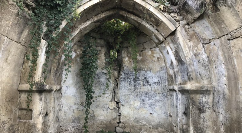 Это один из армянских храмов, который долгое время игнорировали.