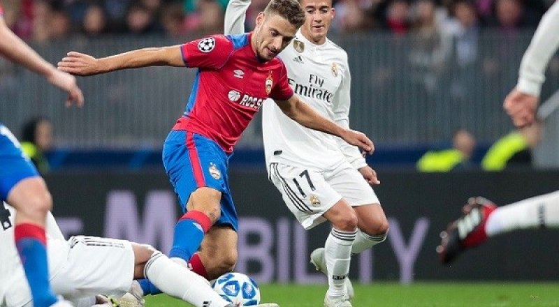 Мгновение - и «армеец» Никола Влашич пошлёт победный гол в ворота мадридского «Реала».