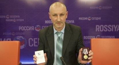 Валерий Подъячий получил медаль за воссоединение Крыма и Севастополя с Россией.