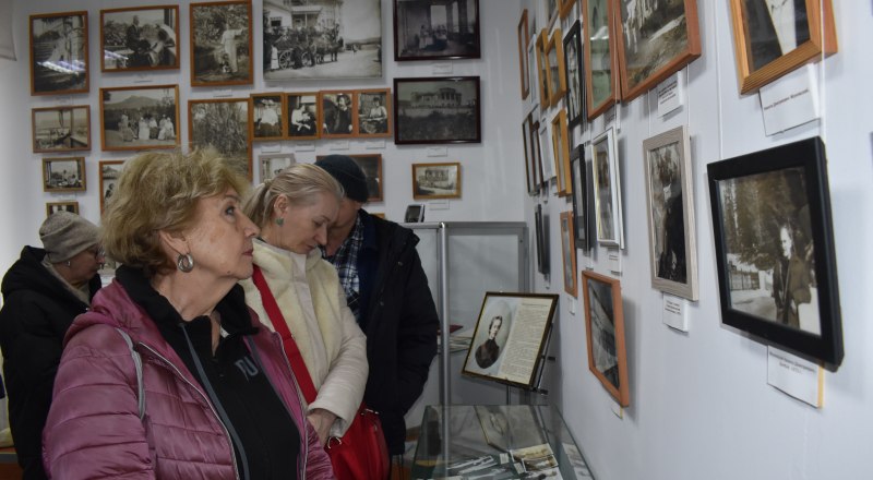 Участники экскурсии. Фото Натальи Залевской.