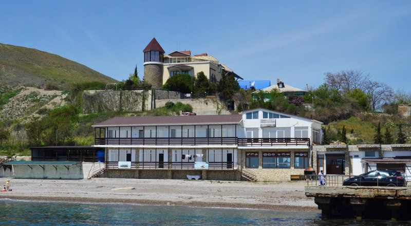Кто не мечтает жить у моря? Аферисты этим и пользуются.