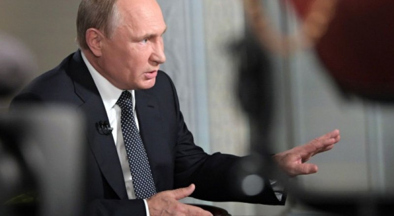 Владимир Путин: «В долгосрочной перспективе, если мы сейчас проявим нерешительность, это может поставить под угрозу стабильность общества, а значит, и безопасность страны».