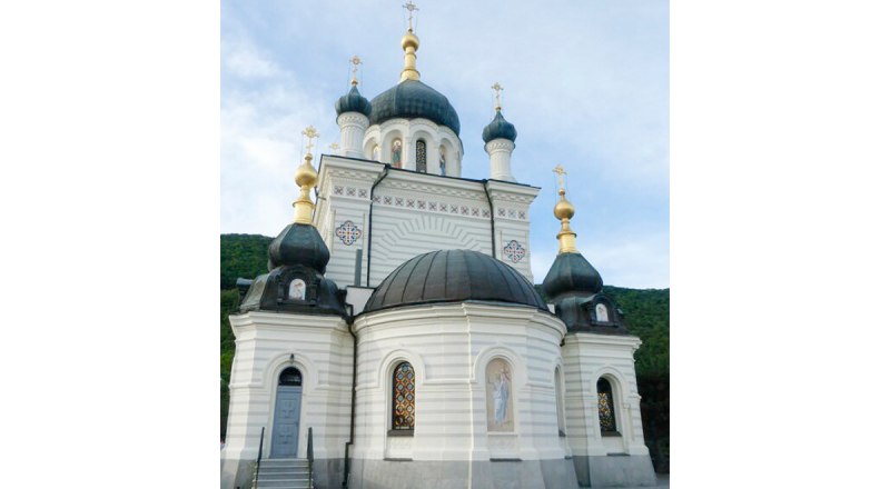 Храм Воскресения Христова в Форосе.