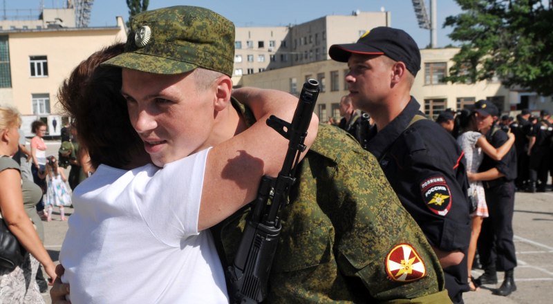 Беременным жёнам призывников полагается единовременная выплата.