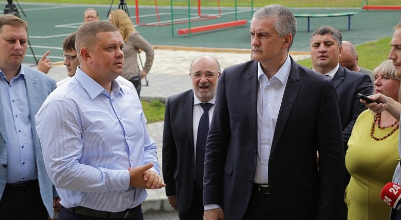 Проверки строительства детского сада с участием экс-вице-премьера Евгения Кабанова проходили на «ура».