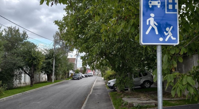 Текущий ремонт улично-дорожной сети Симферополя в этом году. Фото пресс-службы АО «ВАД».