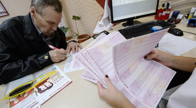 Сейчас полис ОСАГО стоит, в среднем, от 2000 до 5000 рублей.